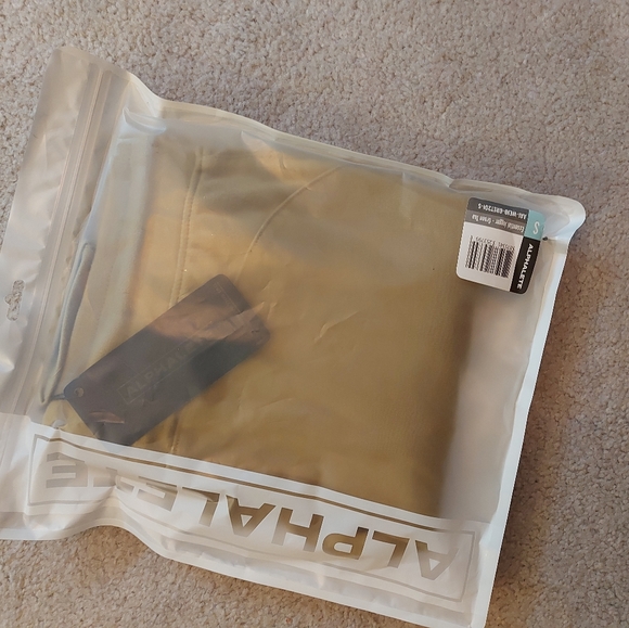 Alphalete Essential Jogger - Picture 2 of 3